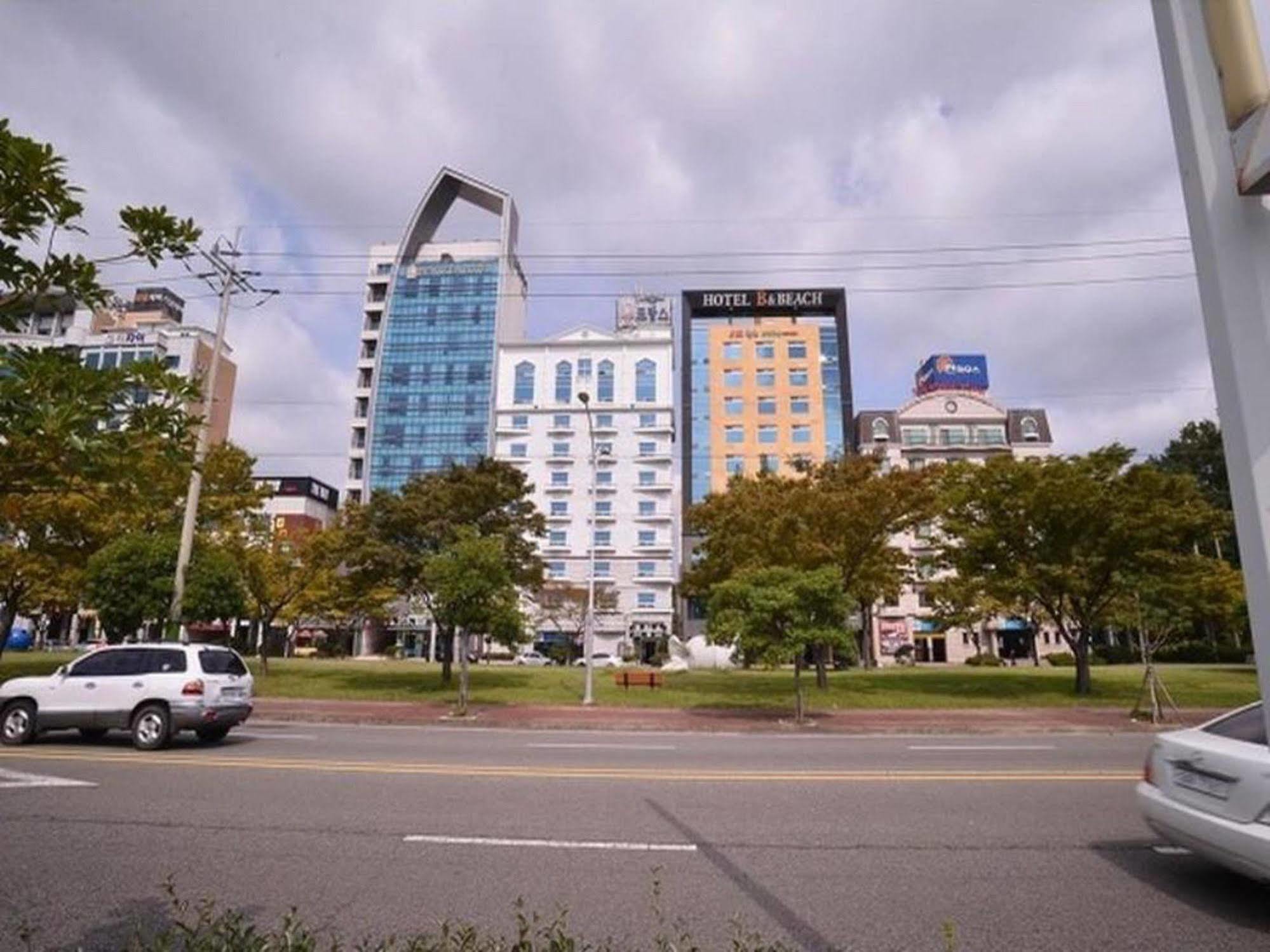 Am Ort Hotel Yeosu Exterior foto