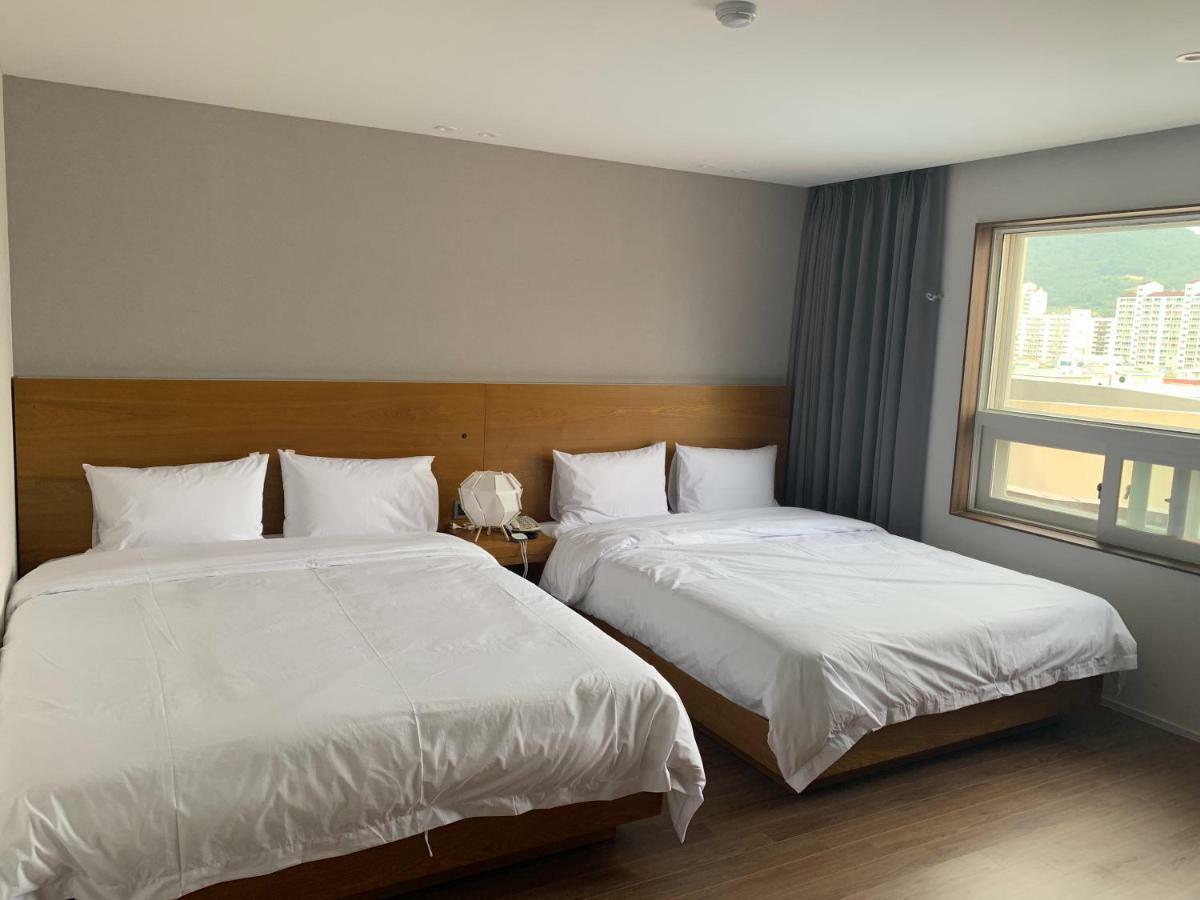 Am Ort Hotel Yeosu Exterior foto