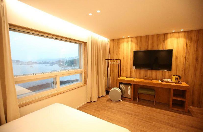 Am Ort Hotel Yeosu Exterior foto