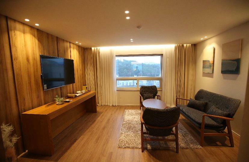 Am Ort Hotel Yeosu Exterior foto