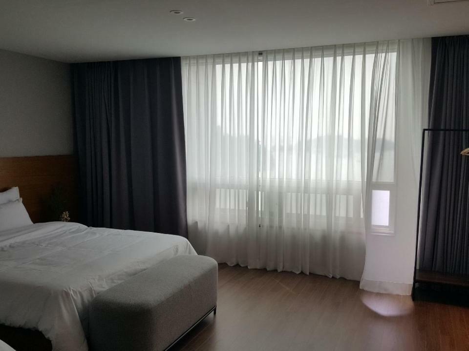Am Ort Hotel Yeosu Exterior foto